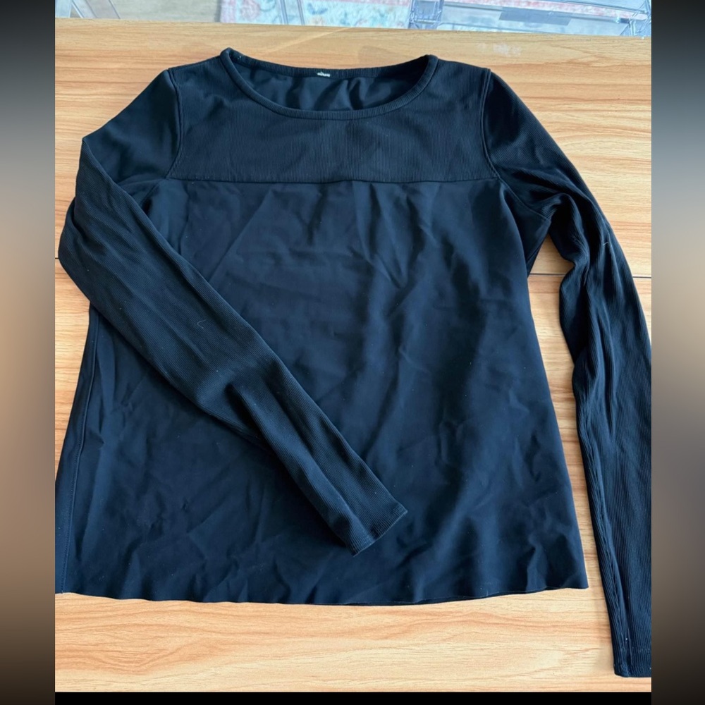 Lululemon Women Long Sleeve Top Size 6 Black Athleisure